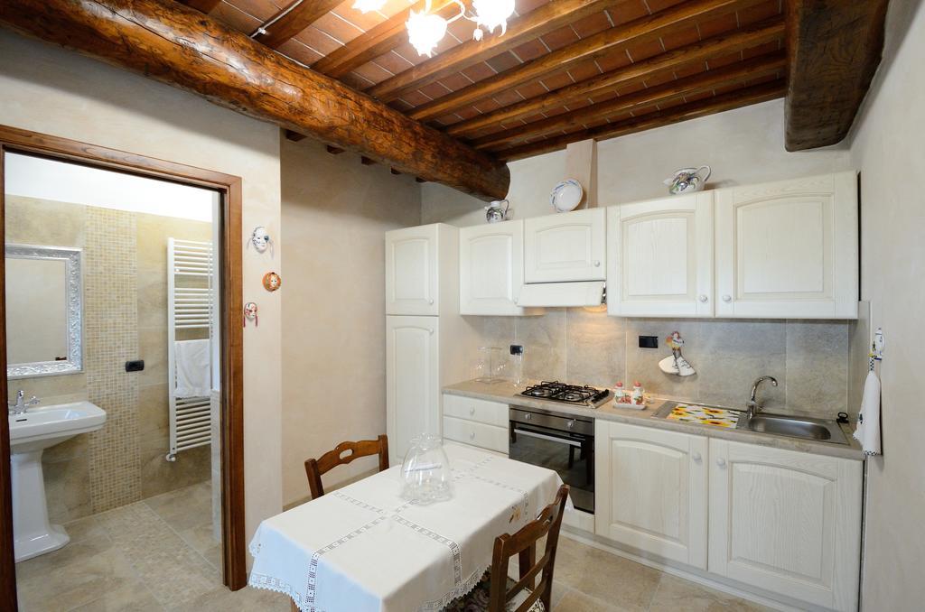 Castelfranco di Sopra Agriturismo Villa Iris חדר תמונה