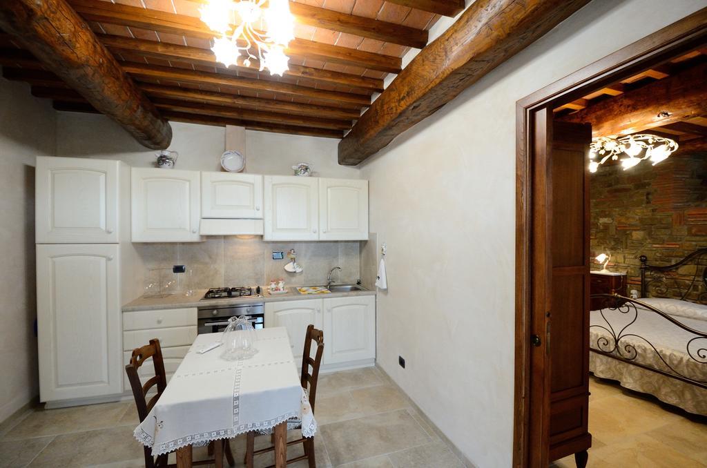 Castelfranco di Sopra Agriturismo Villa Iris חדר תמונה