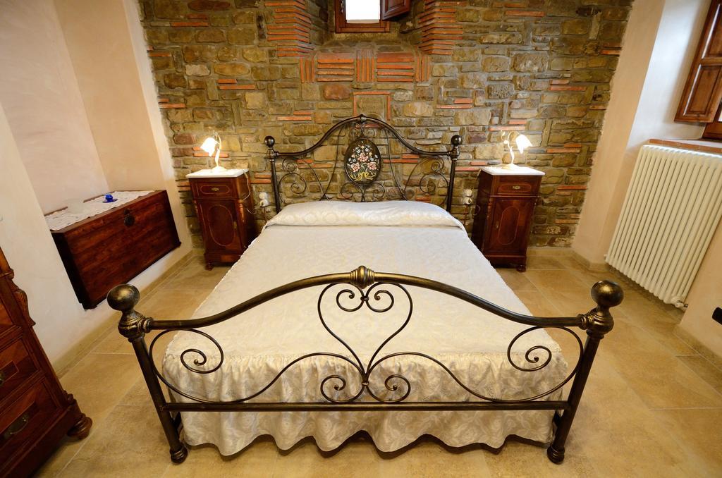 Castelfranco di Sopra Agriturismo Villa Iris חדר תמונה